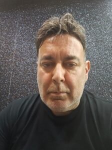 Dr. Cüneyt Bosna Ankara Kızılay diş hekimi